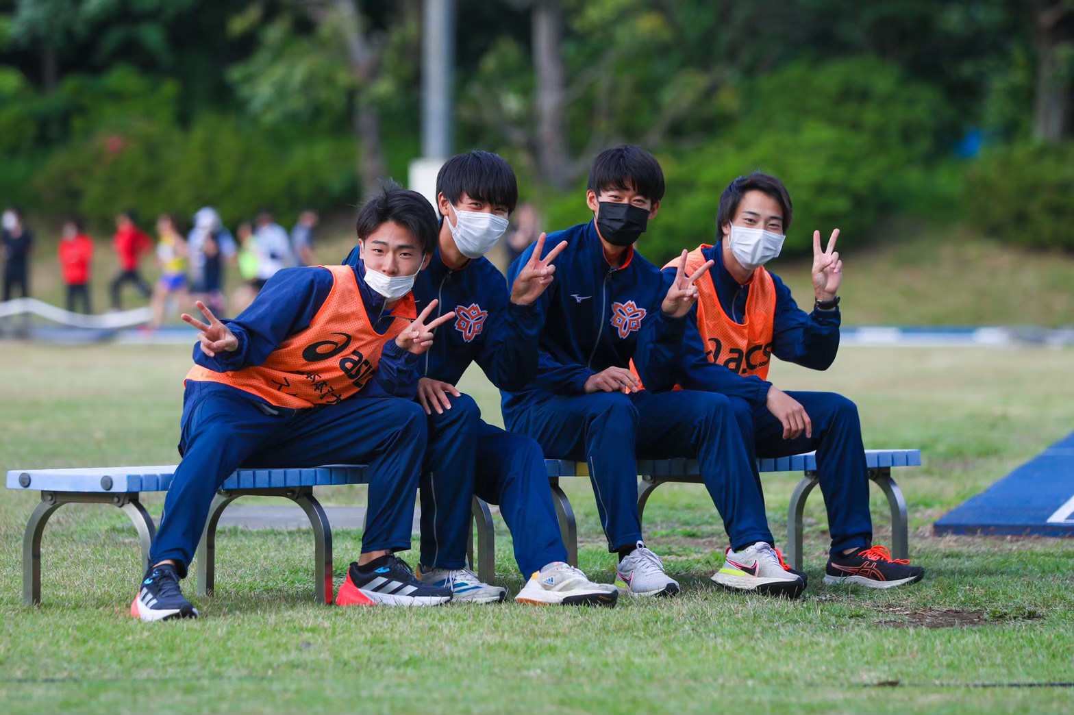 296nittai176