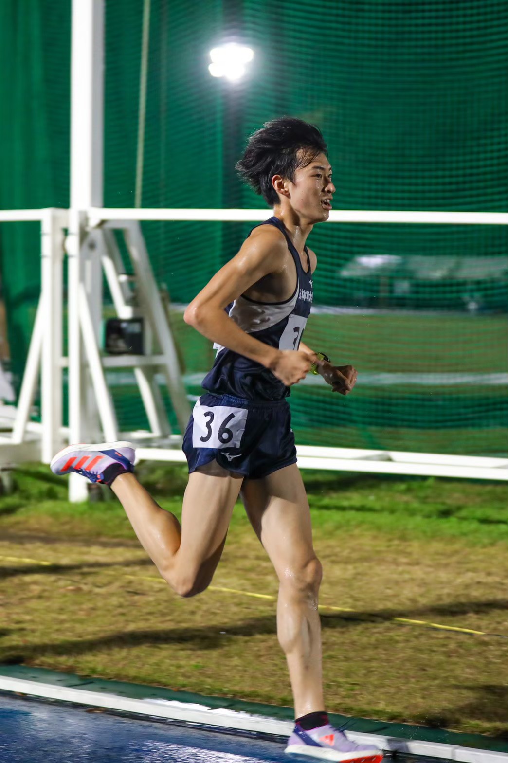 300nittai84