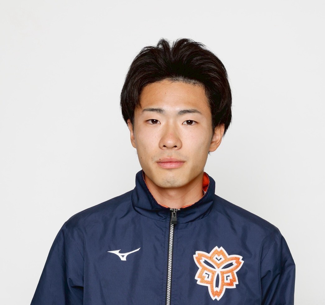 山崎 丞